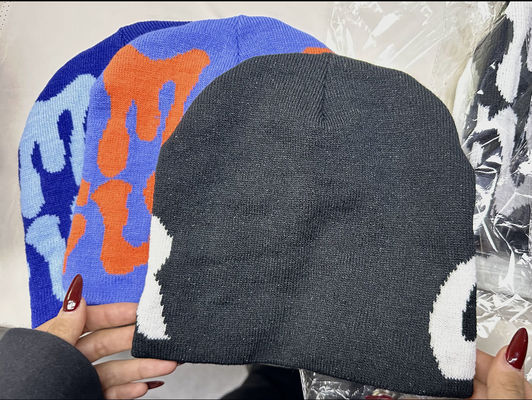 Dom Style 100% Acrílico Jacquard Inverno Custom Tecido Pom Pom Beanie Chapéu para dias frios