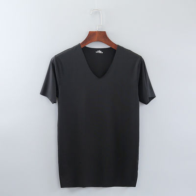 T-shirt masculino de tendência de verão com manga e padrão de impressão em estilo hip hop solto