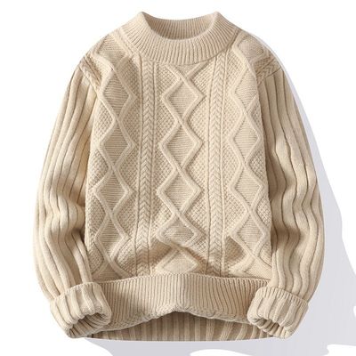 Camisola de pescoço de tricote com tecido grosso e padrão de patchwork no inverno
