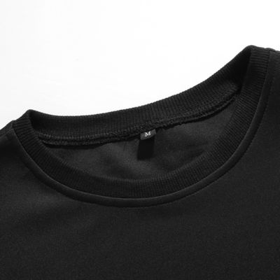 Estilo desportivo camiseta e jogador de três peças de calçado para esportes