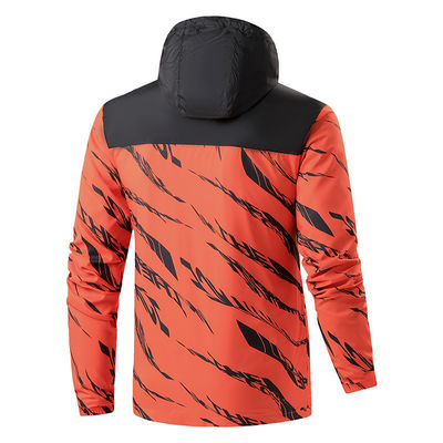 Plus Size Trench Coat Homem Capuzado com Proteção A Prova de Vento e Decoração de Impressão 3D